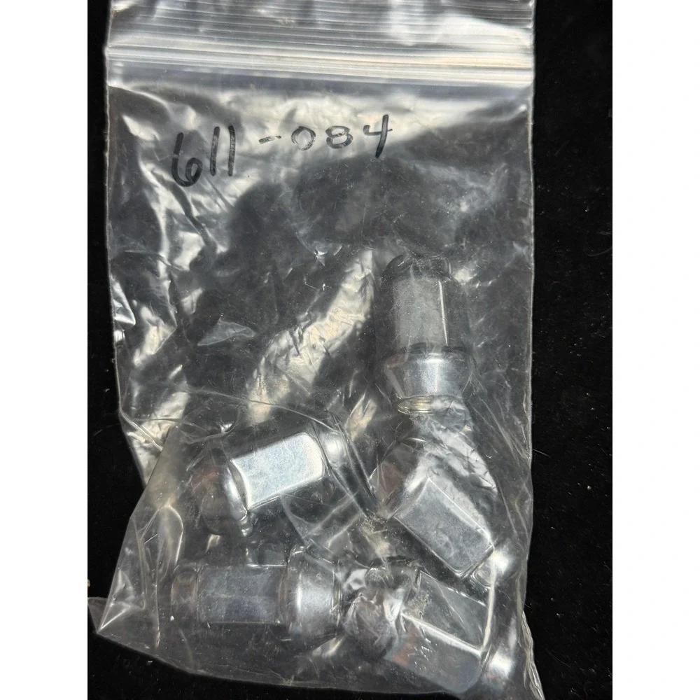 Dorman 611-084 Wheel Lug Nut M12-1.50 Chrome Hex Nut Acorn Bulb - Set of 5 Nuts